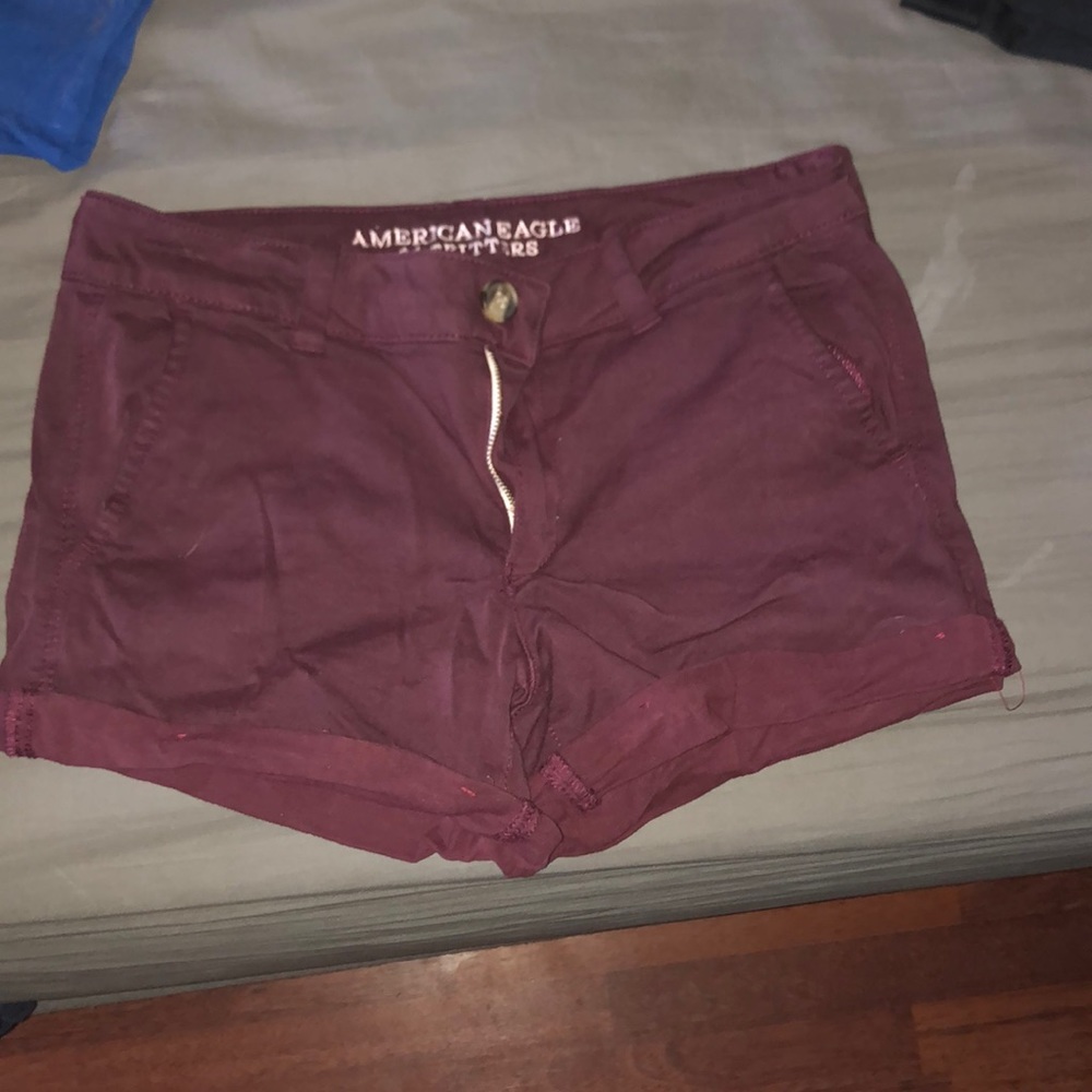 Maroon American eagle shorts
